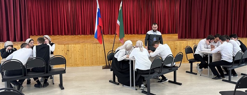 Юные избиратели проявили свои знания на конкурсе в Надтеречном районе
