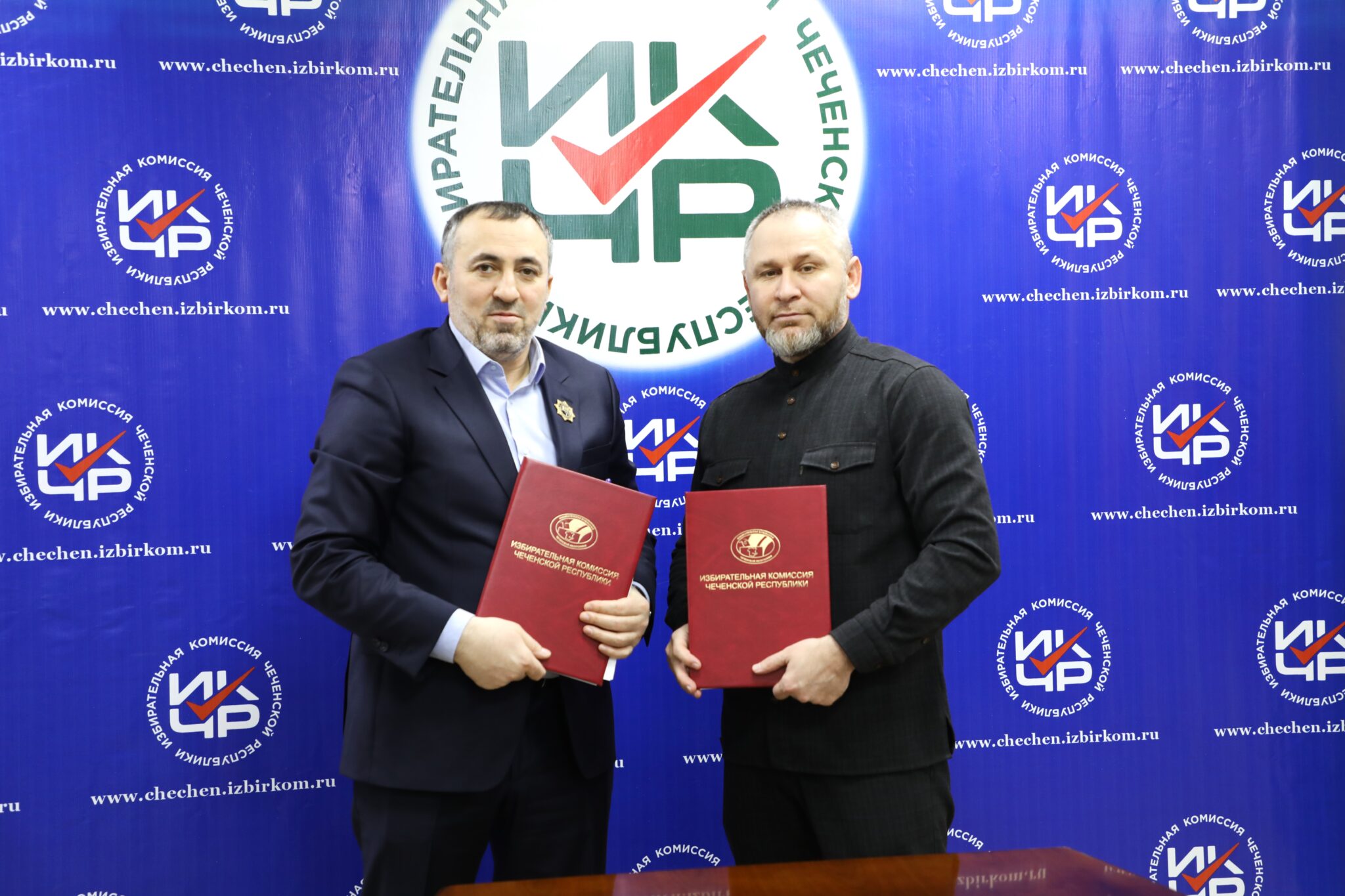 Подписано соглашение между Избирательной комиссией ЧР и Общественной палатой ЧР 🤝