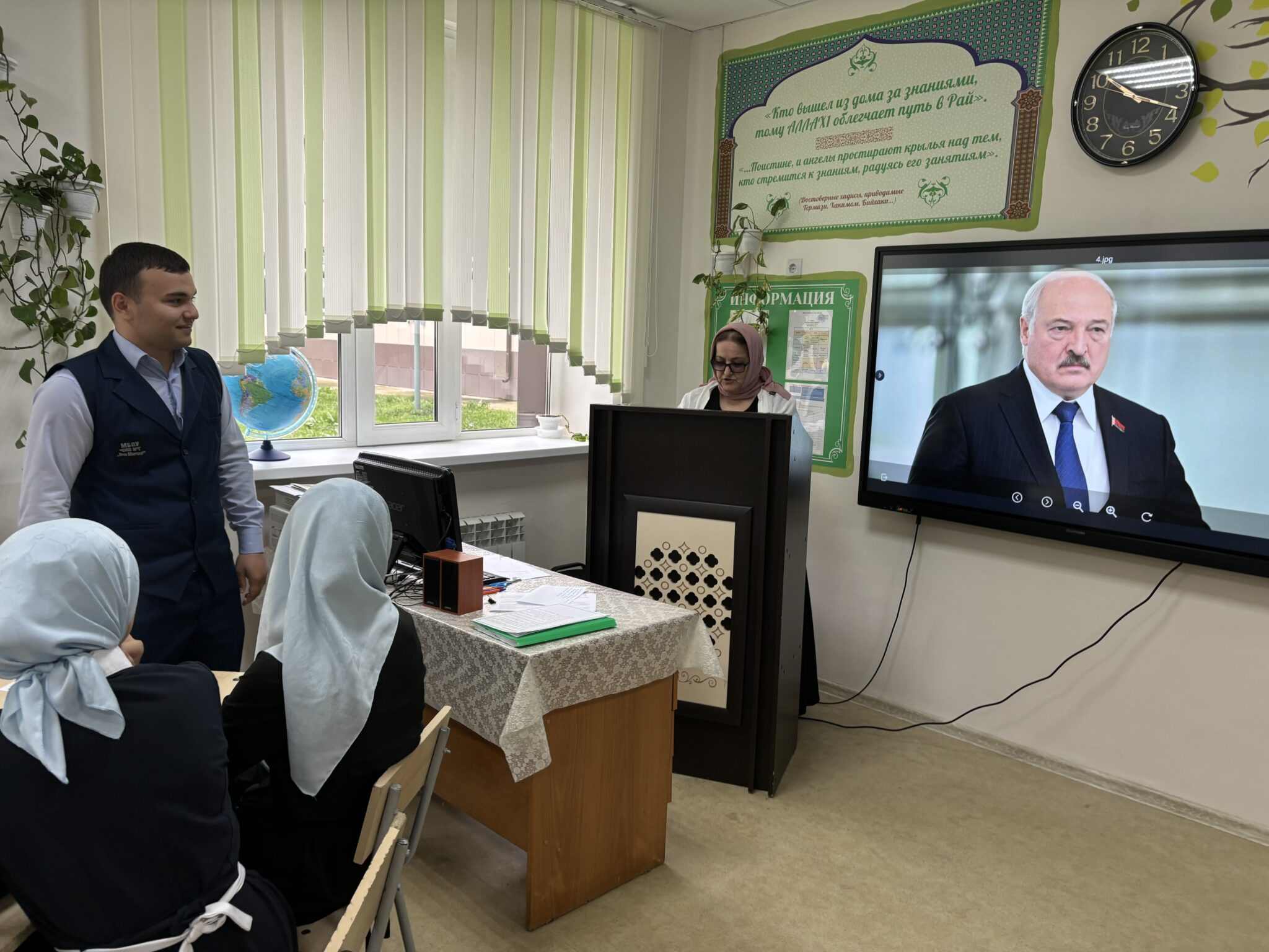 ТИК Урус-Мартановского района организовала для старшеклассников деловую игру в рамках Дня молодого избирателя