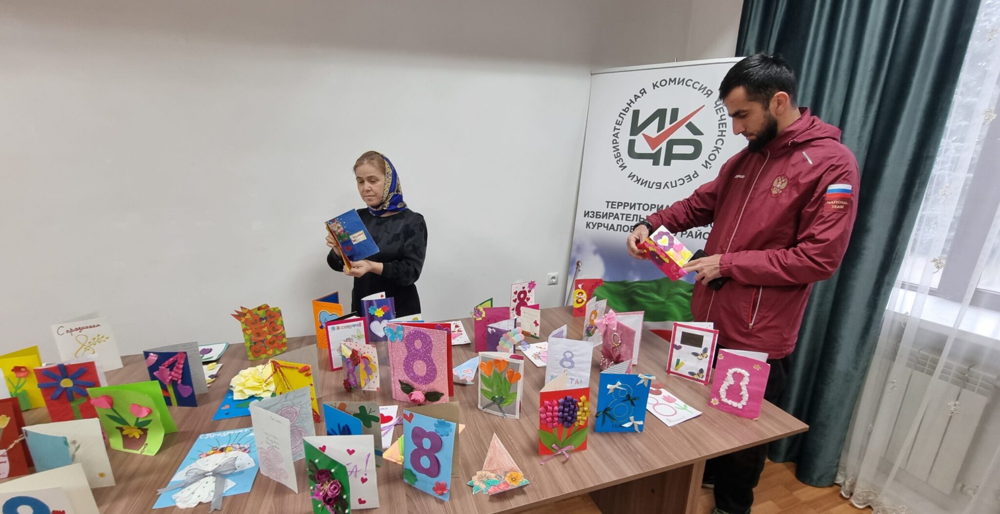🎨 В Курчалоевском районе прошёл конкурс «Открытка к 8 марта»
