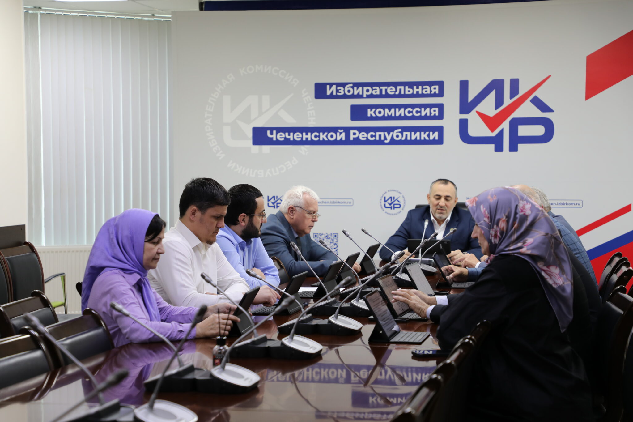 Избирательная комиссия Чеченской Республики утвердила инструкции по финансовой отчетности и делопроизводству