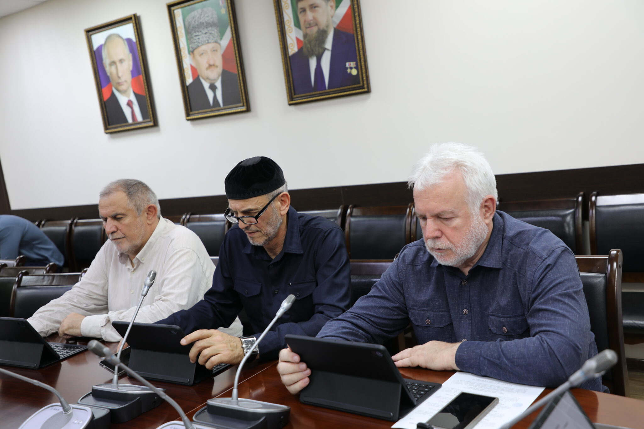 Избирком республики зарегистрировал первых кандидатов в депутаты Госдумы